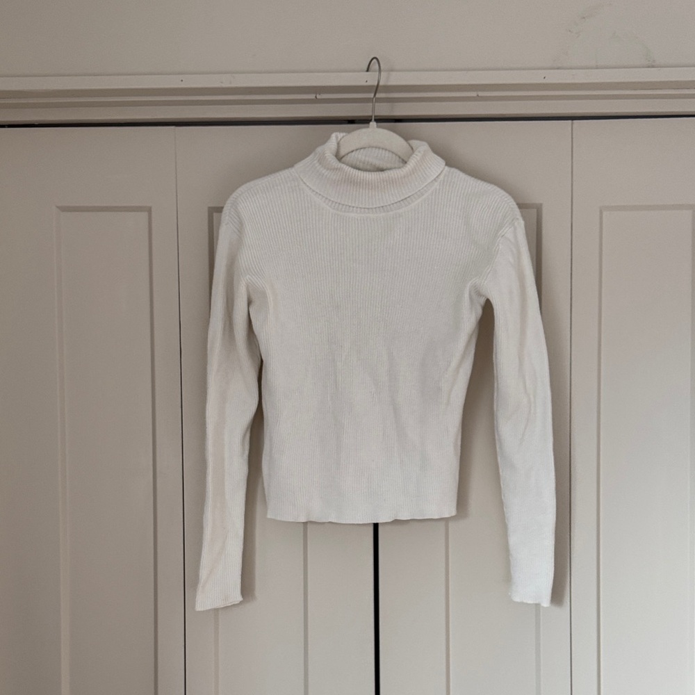 Women's White Turtleneck Top